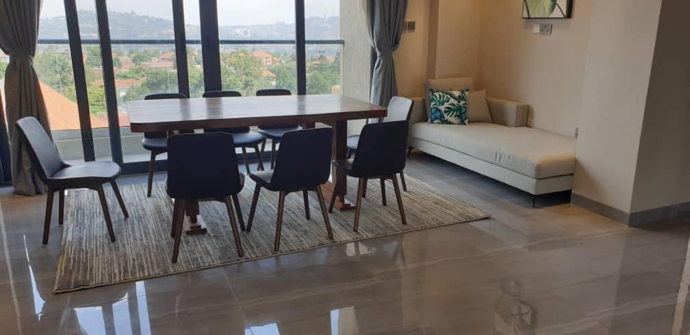 Zara Garden Hotel And Apartments Kampala Luaran gambar